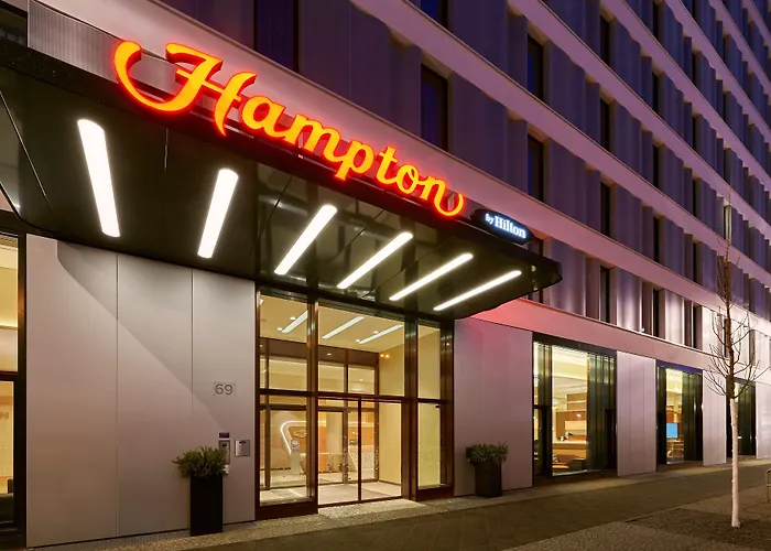 Hampton By Hilton Centre Alexanderplatz Szálloda 3*