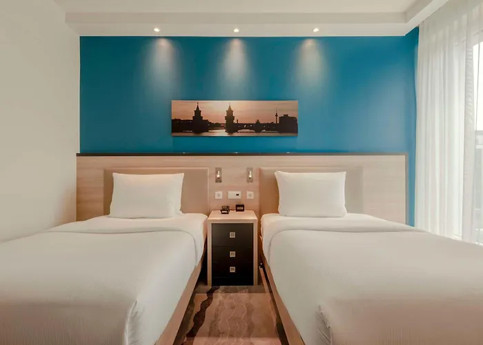 Hampton By Hilton Centre Alexanderplatz 3*