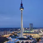 Hampton By Hilton Centre Alexanderplatz 3*