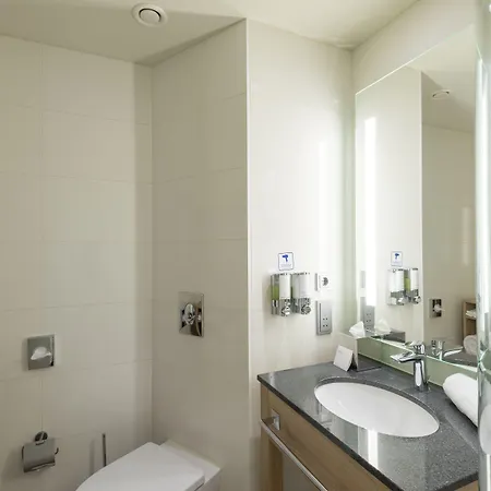 햄프턴 바이 힐튼 시티 센터 알렉산데르플라츠 호텔